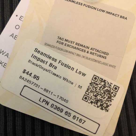 Fabletics  Low Impact Bra and High Waisted Leggings Grey/Black Size M NWT - Picture 3 of 11